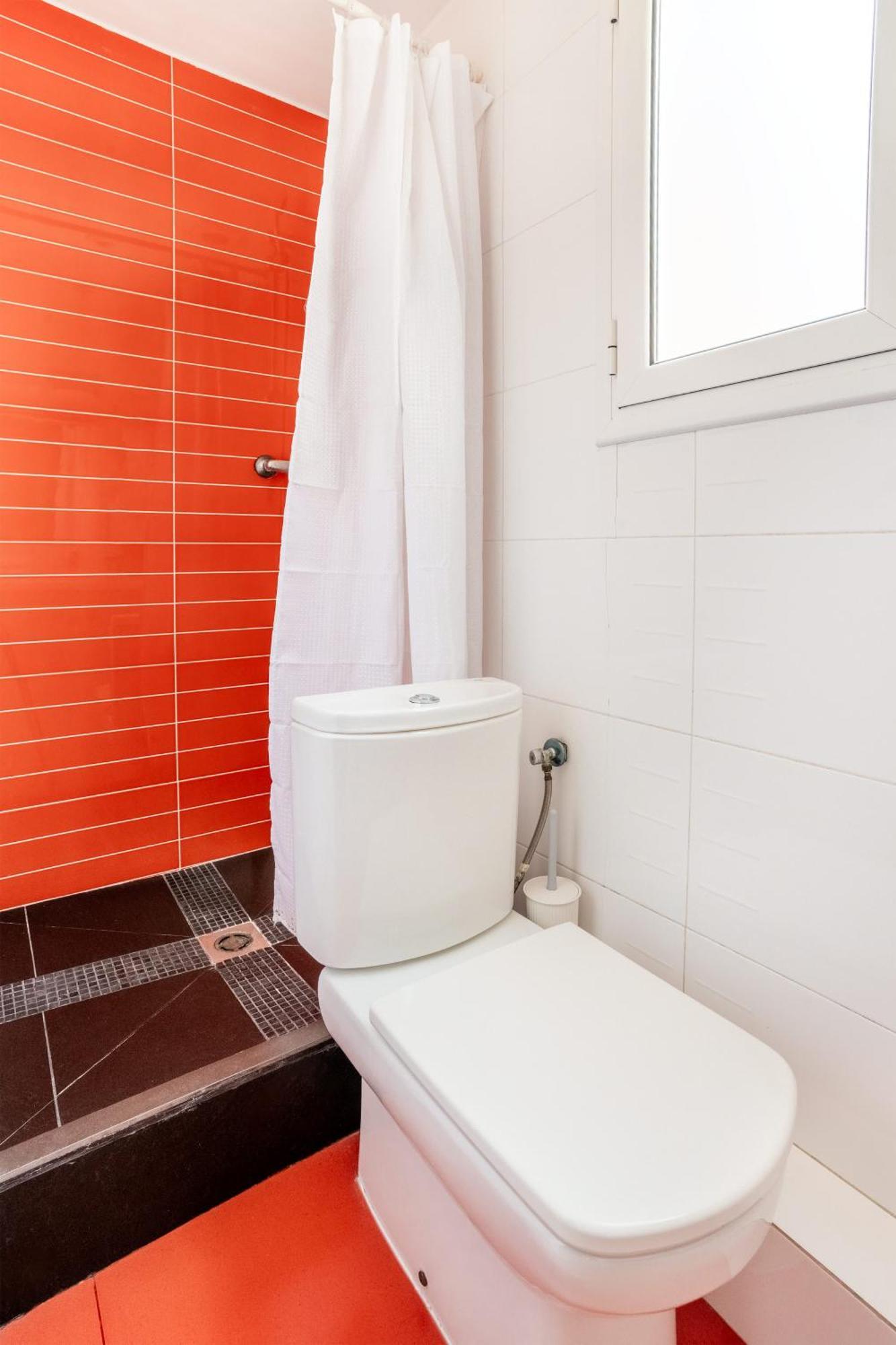Apartment Pl Universitat Bright And Cozy 2bd - 2bth Barcelona