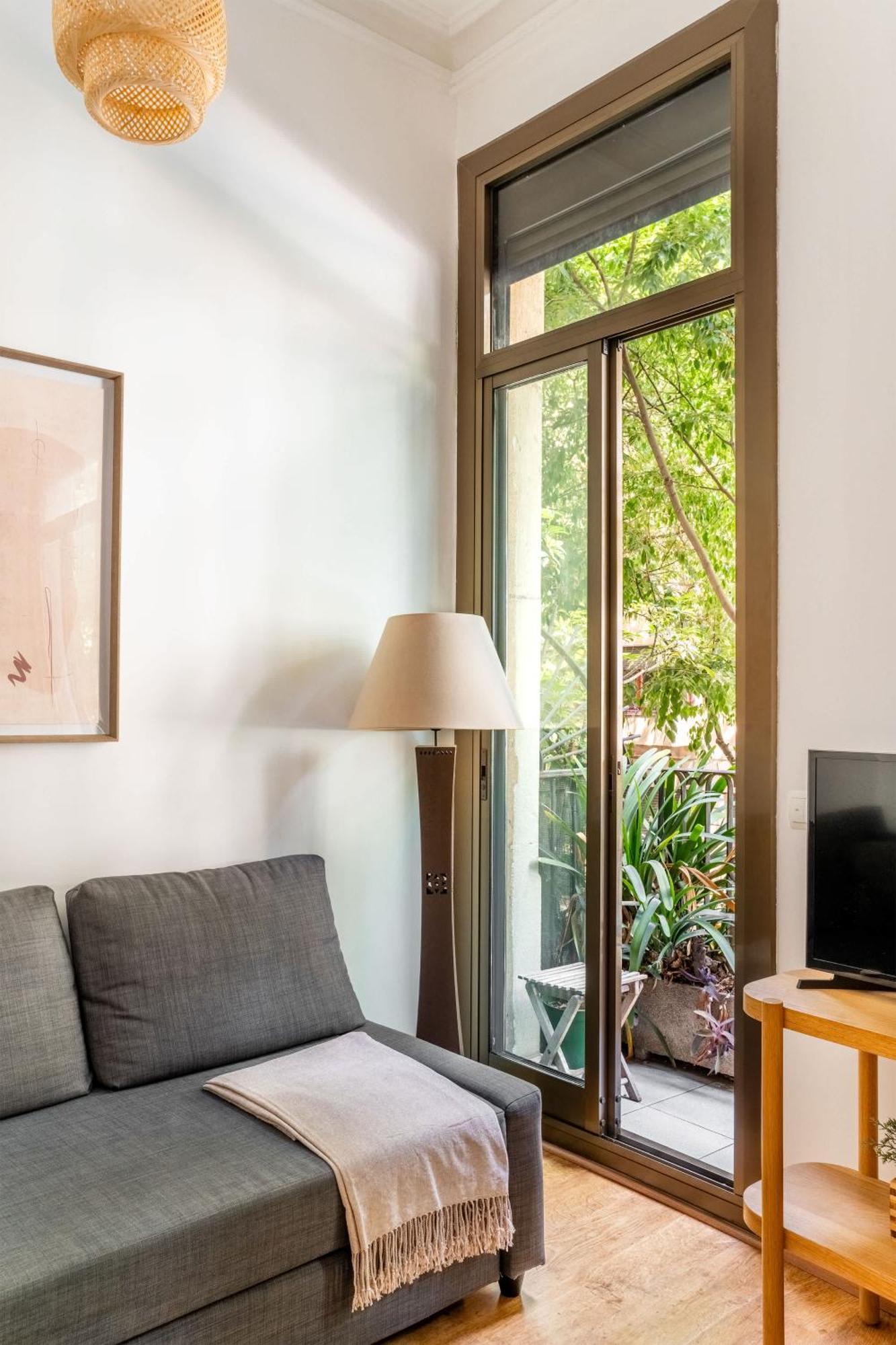 Pl Universitat Bright And Cozy 2bd - 2bth * Barcelona
