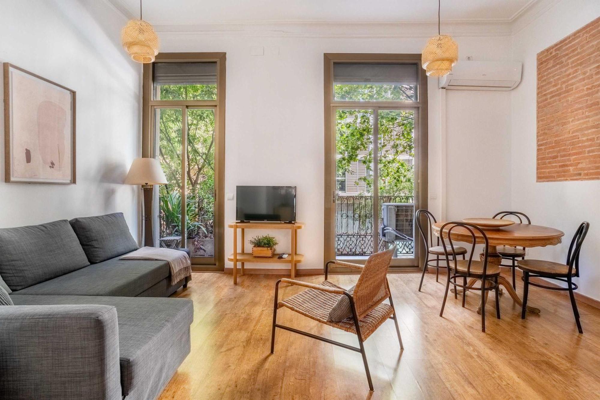 Leilighet Pl Universitat Bright And Cozy 2bd - 2bth *
