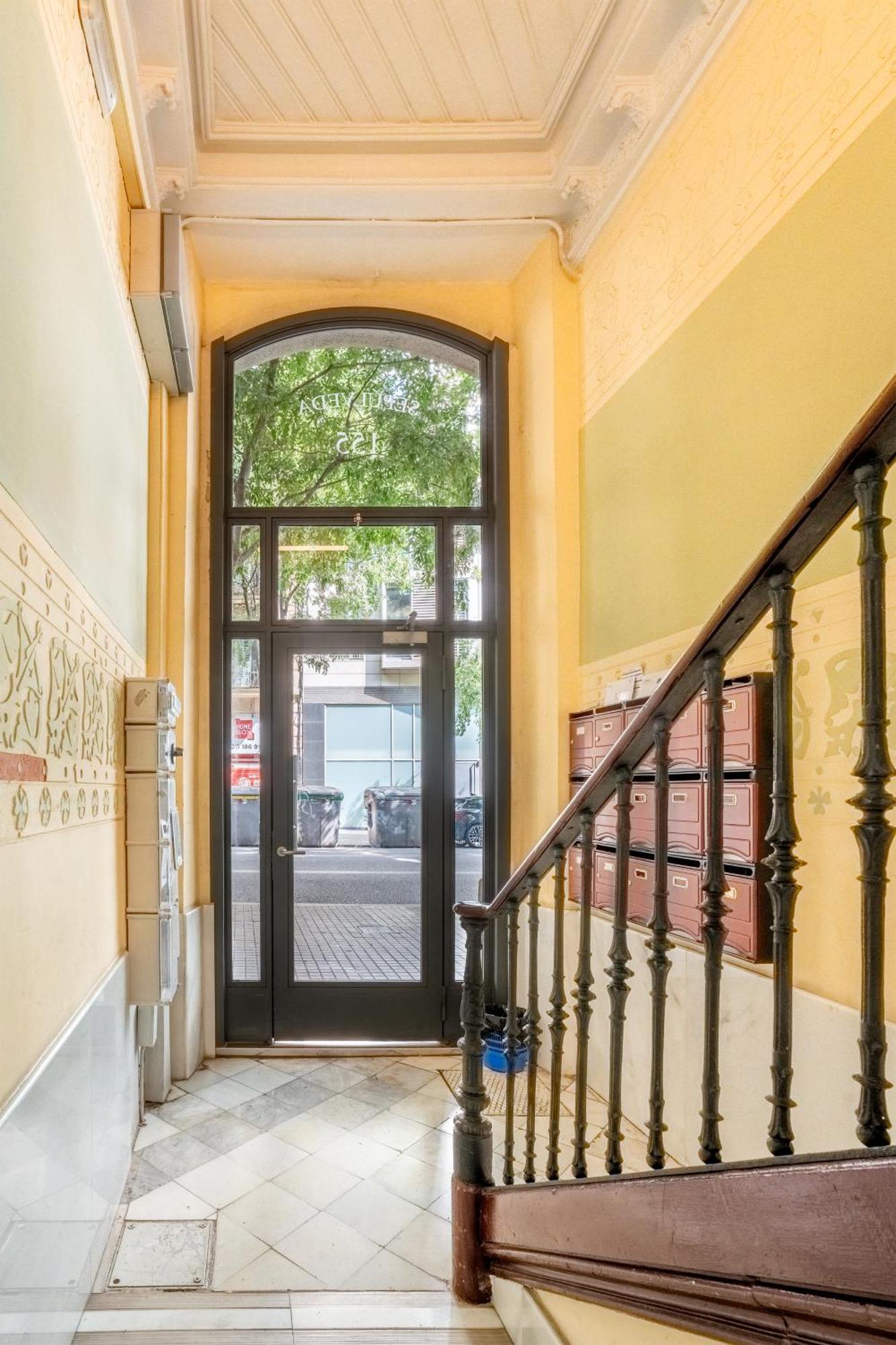 Pl Universitat Bright And Cozy 2bd - 2bth Barcelona